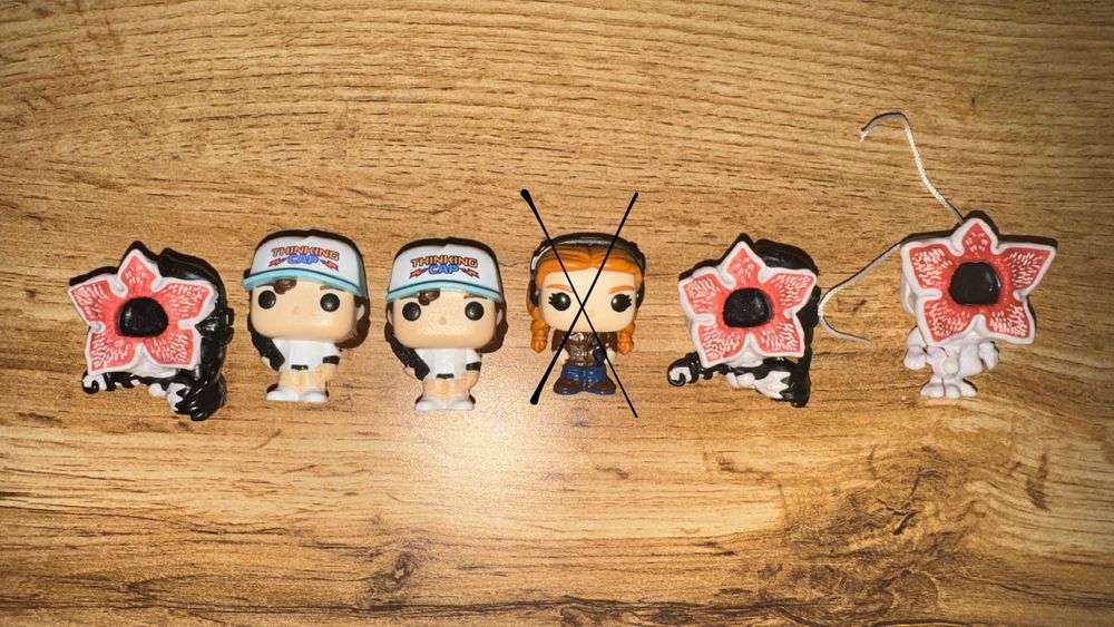 фигурки из киндер джой с осд(kinder joy stranger things funko pop)