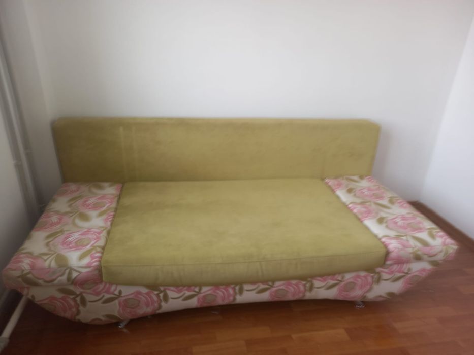 Продам диван в хорошем состоянии