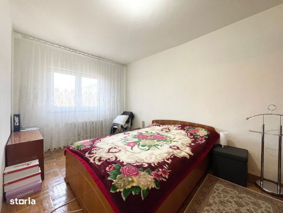 Apartament 3 camere, 2 bai, etaj 2 - Girocului