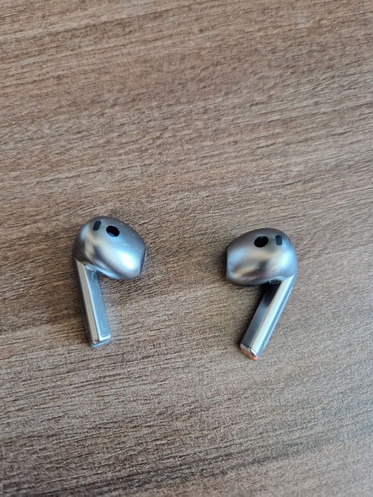 Bluetooth слушалки Samsung Galaxy Buds3, Silver