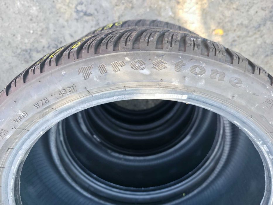 4 Anvelope de IARNA - 235/40/19 - FIRESTONE Winter - Stare F BUNA - DOT 2021