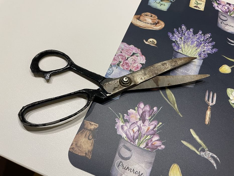 Foarfecă veche de croitorie românească