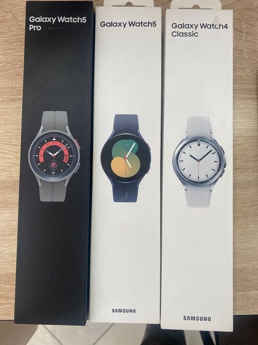 Galaxy watch 5, 5 Pro, 4 classic sotiladi yangi karobka ochilgan