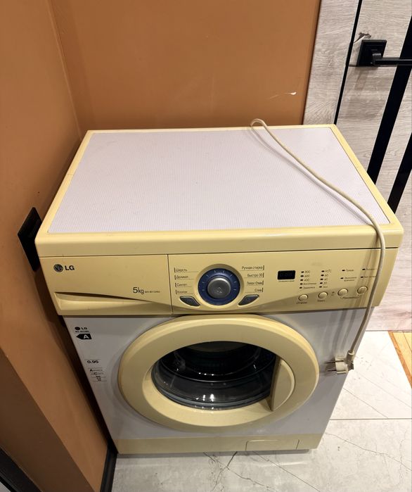 СРОЧНО продам стиральную машину на запчасти