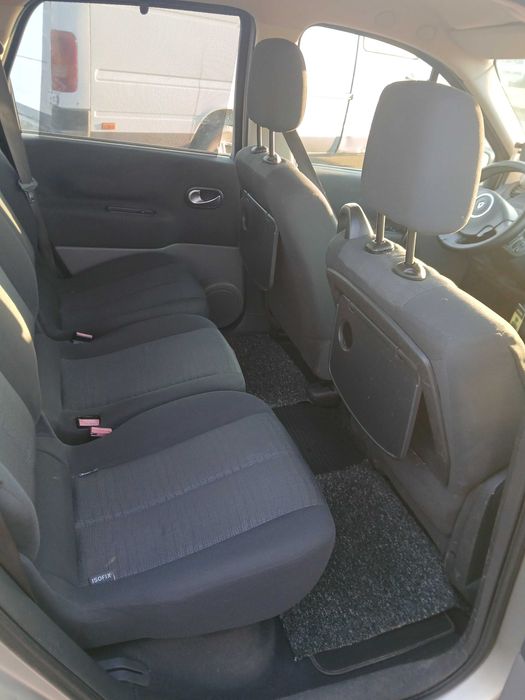Renault Grand Scenic 2