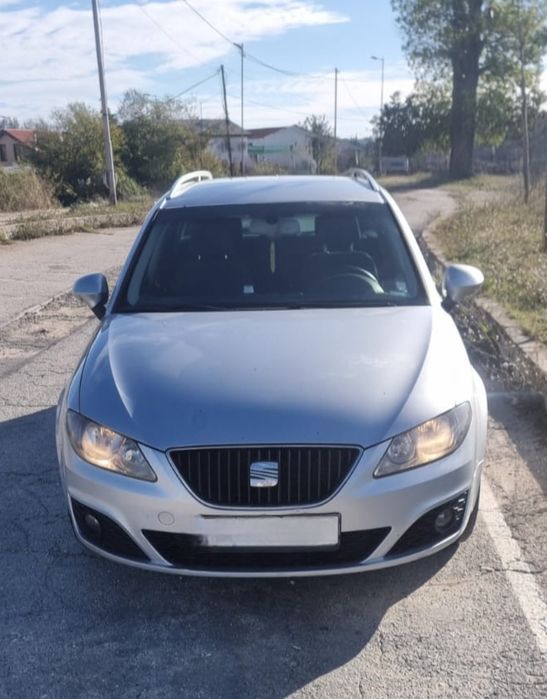 Продавам автомобил Seat Exeo