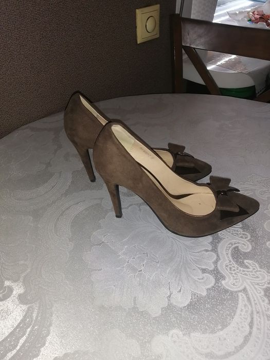 Продам туфли женские