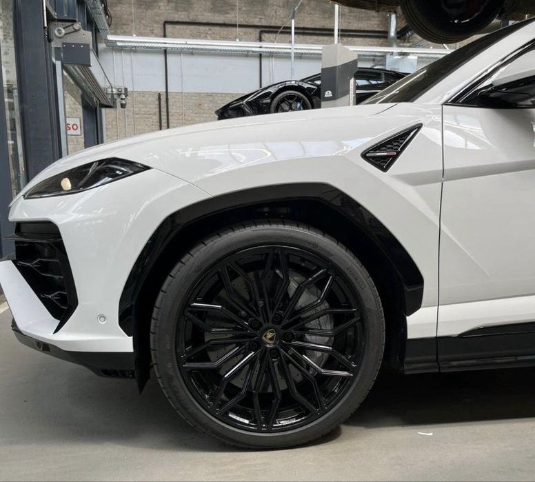 Lamborghini Urus SE 4.0 V8 PHEV 2026