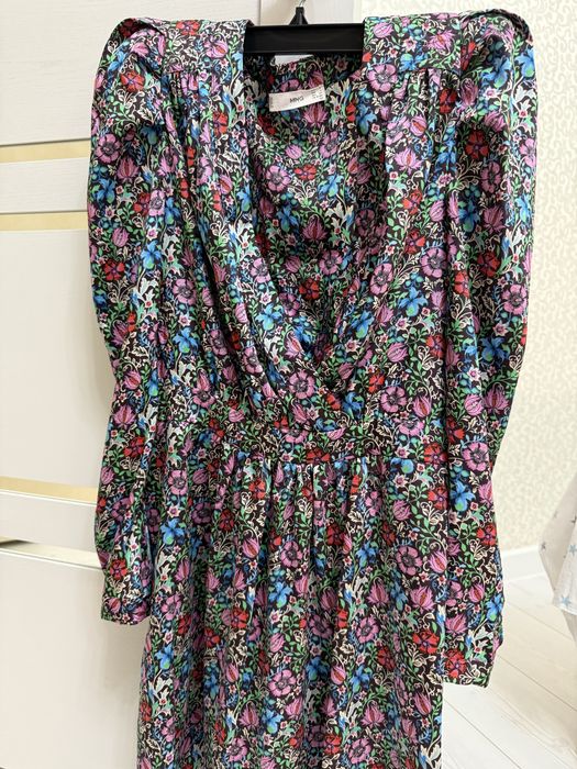 Продам платье женское