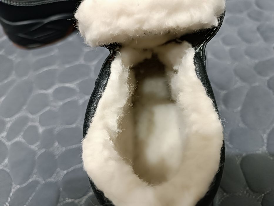 Продам спец обувь