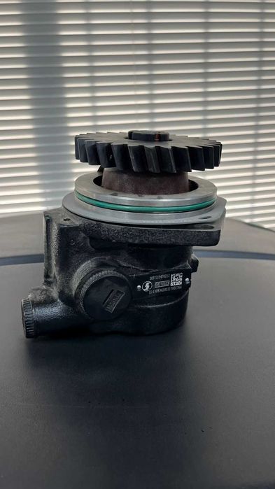 Запчасти на HOWO, SHACMAN