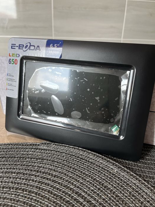 Rama foto digitala E-Boda , noua