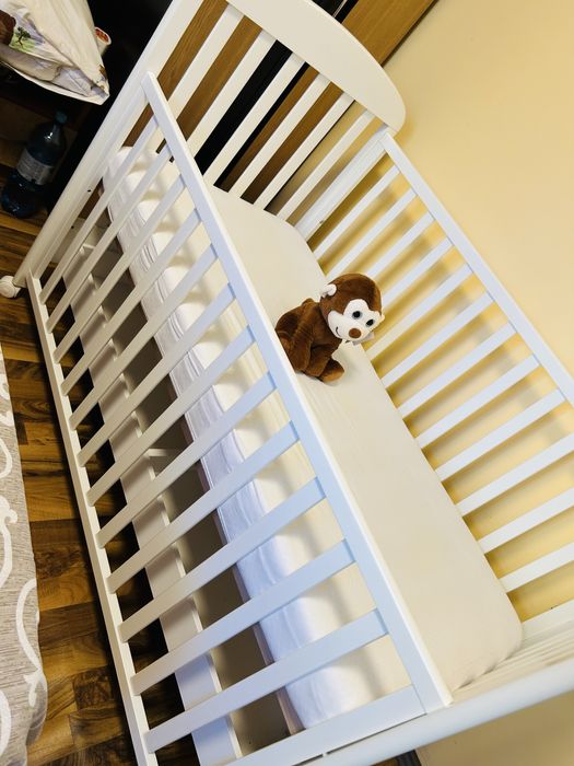 Vand patut bebelusi Erbesi cu roti, 2 nivele si laterala culisanta