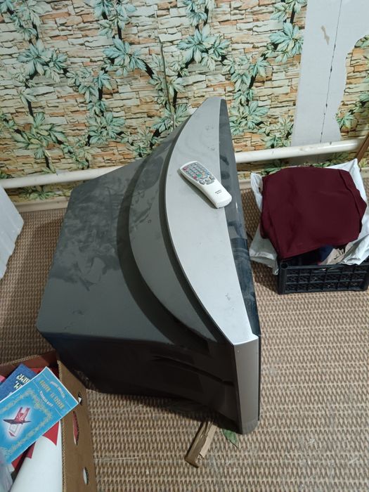 Продам телевизор