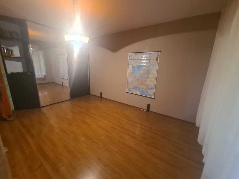 Дава се под наем Тристаен апартамент в Бургас, Меден рудник - зона А - 65 кв.м за 229.5 € - Снимка #4