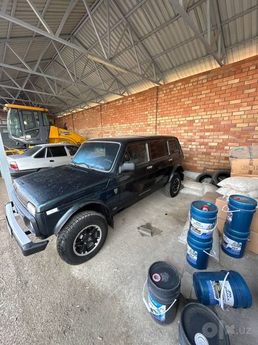 Lada Niva 4x4 Bronto