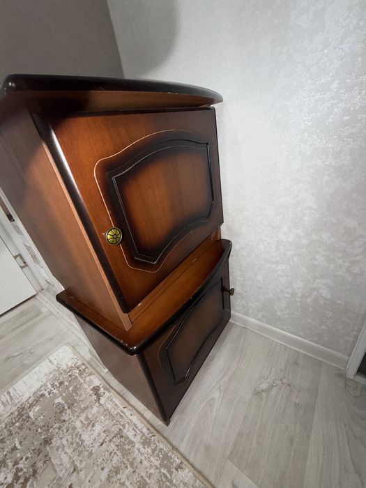 Продается спальный гарнитур