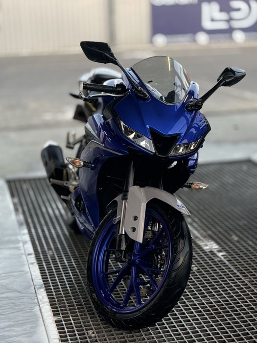 Yamaha YZF R125 motocicleta de 125 16 ani