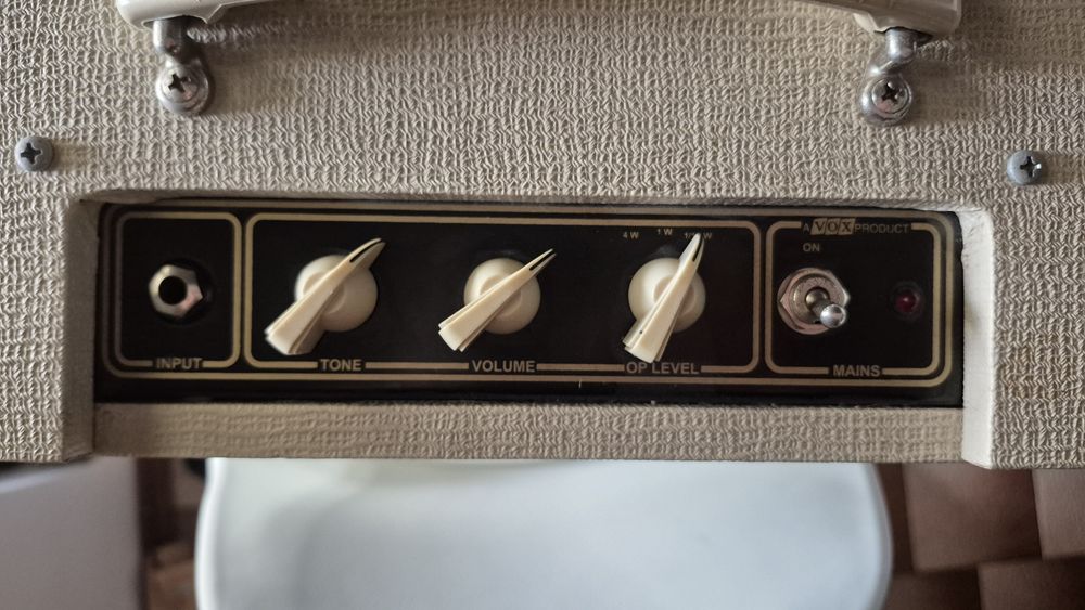 Усилвател за електрическа китара Vox AC4TV /Amplifier / Guitar Amp