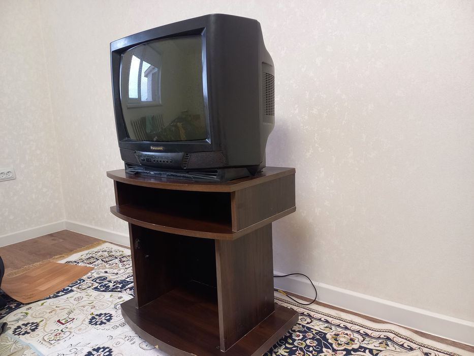 Телевизор Панасоник
