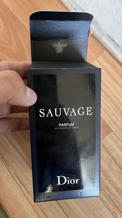 Продам саваж диор и том форд