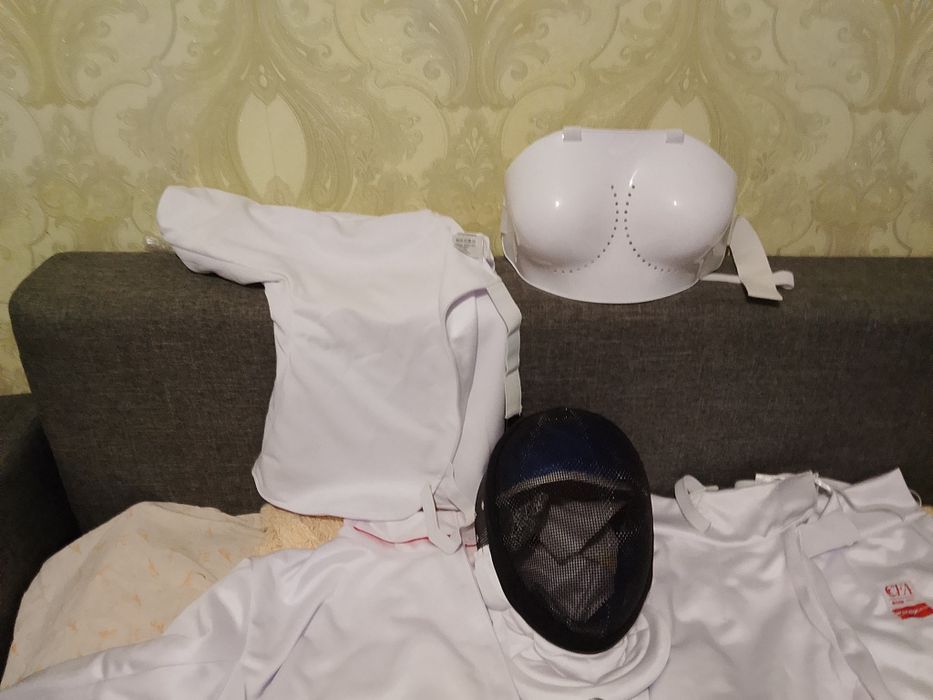 Костюм фехтовальный