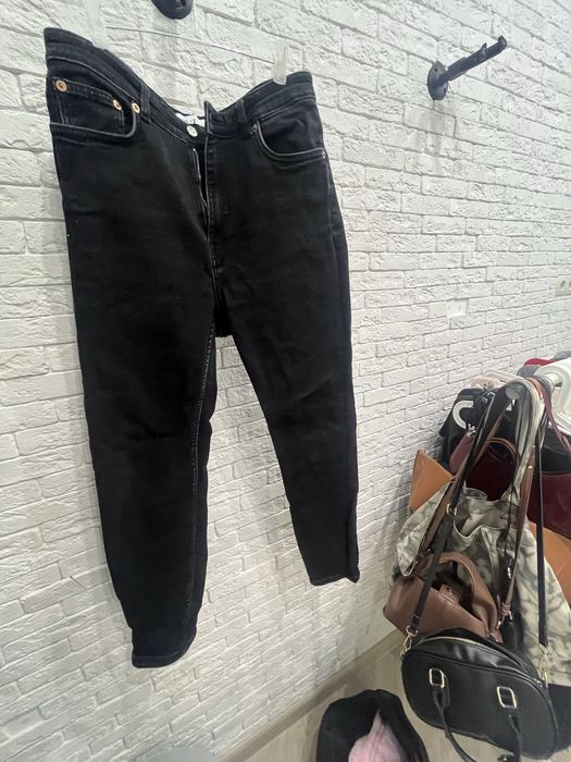 Джинсы продам размер 46