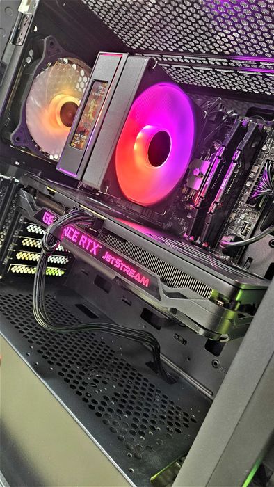 Intel Core i7 12700 & RTX 3070