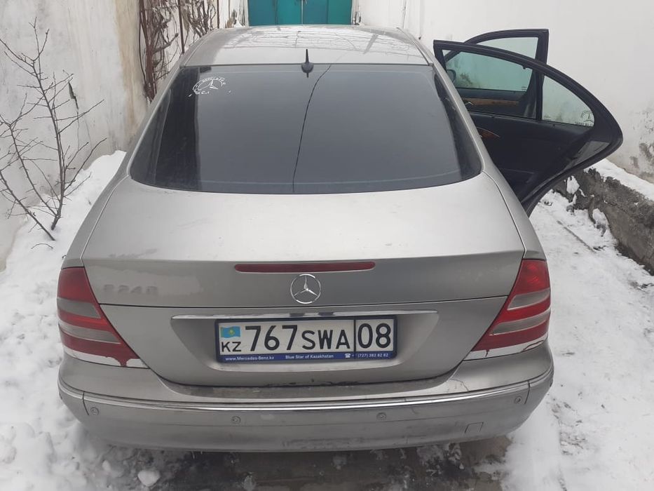 Мерседес Е 240 (211)