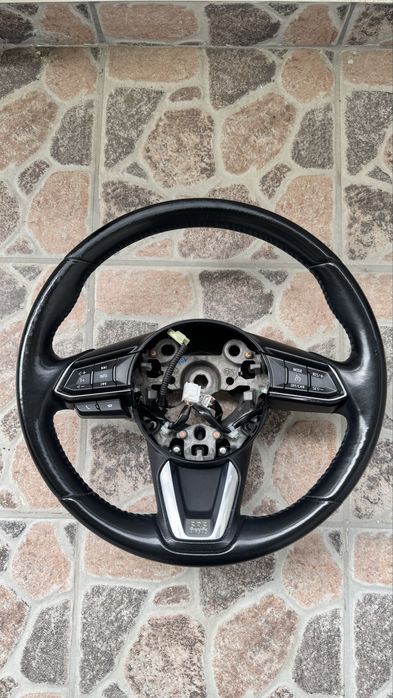 Продавам волан за Мазда CX-5