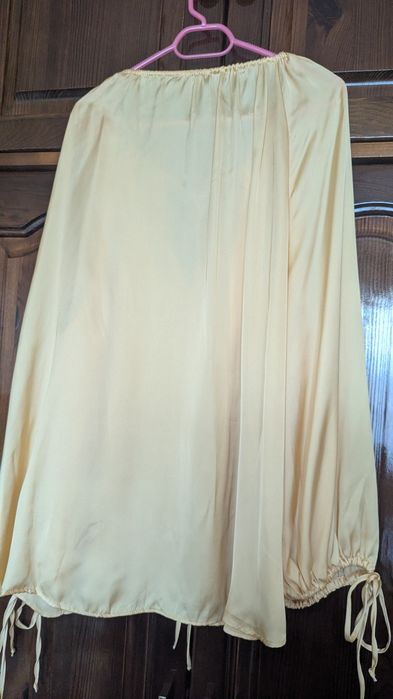 Дамски блузи Zara M