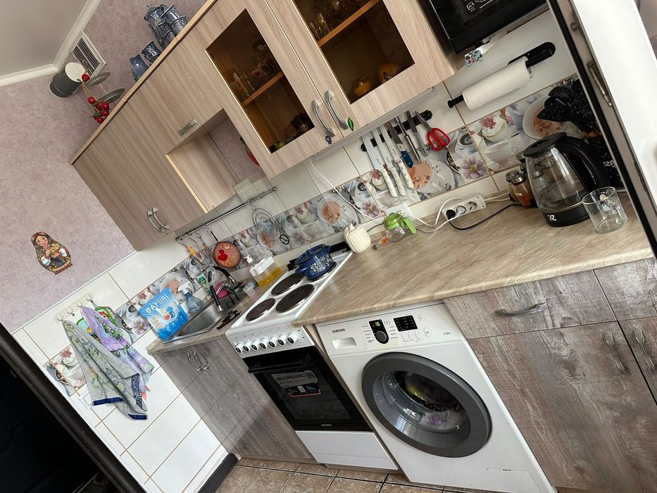 Продам большую комнату в общежитии