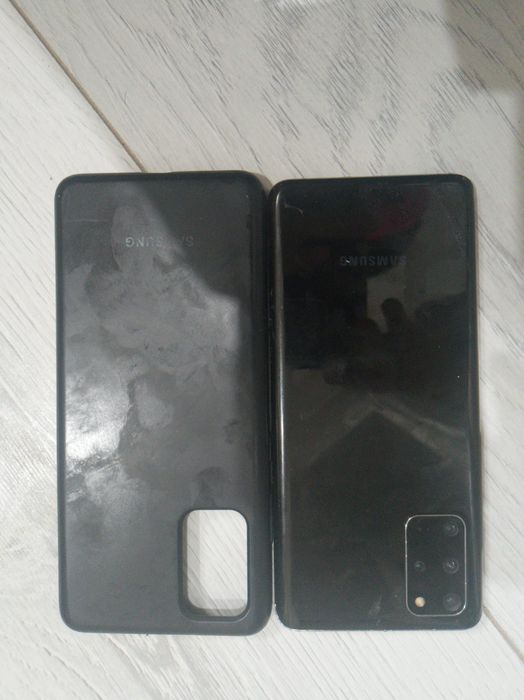 Samsung s20+ 8/128