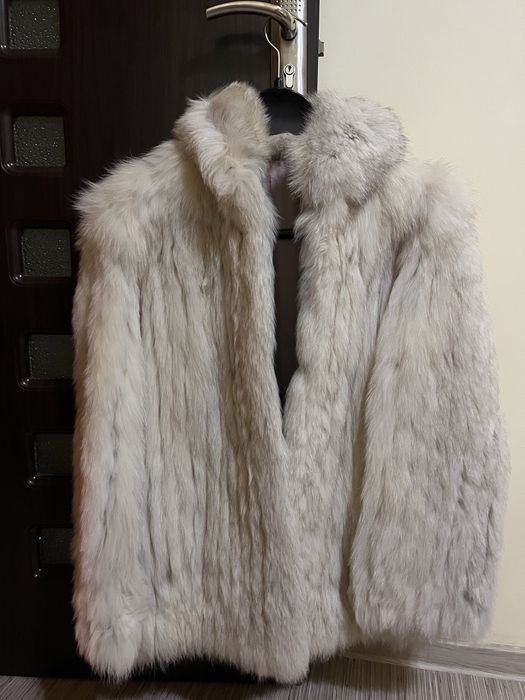 Haină blană naturală vulpe argintie mărimea 38 cu guler de blană cadou