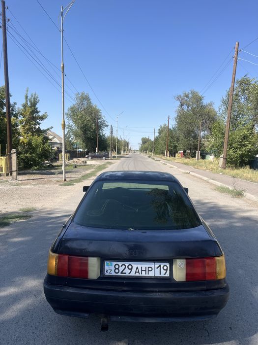Продам ауди на ходу срочна