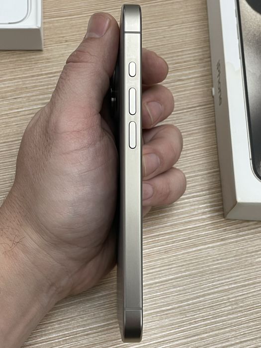 Iphone 15 Pro Natural Titanium ca nou
