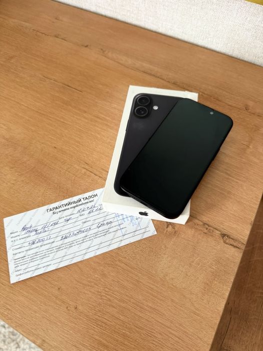 Продам Айфон 16 256 гб