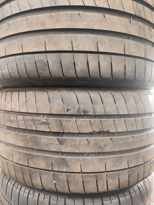 2бр. летни гуми 275/35/20 Goodyear