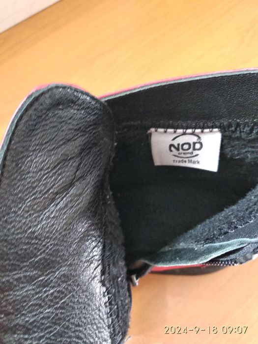 Ботинки натуральная кожа.