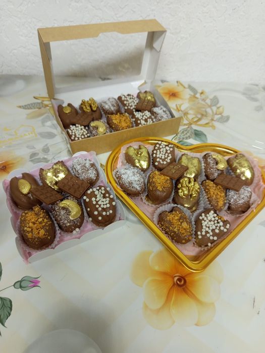 Финики в шоколаде по 600