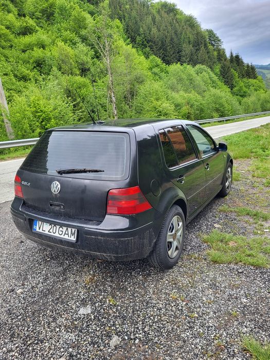 Volkswagen Golf 4 negru 1.9 alh