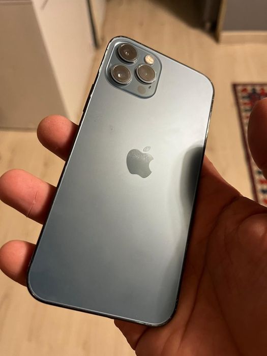 Продам iPhone 12 pro