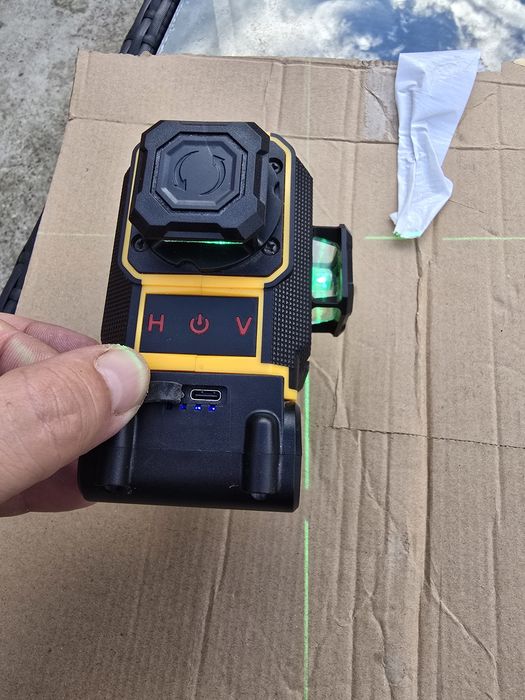Laser cu lumina verde 4x360°