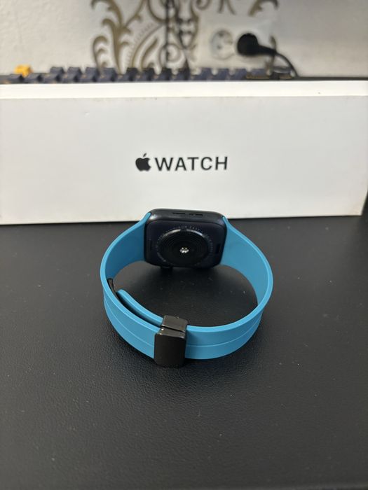 Apple Watch SE 2 44 mm.
