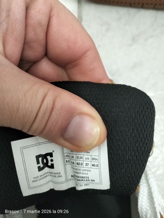 DC Shoes mărimea 42