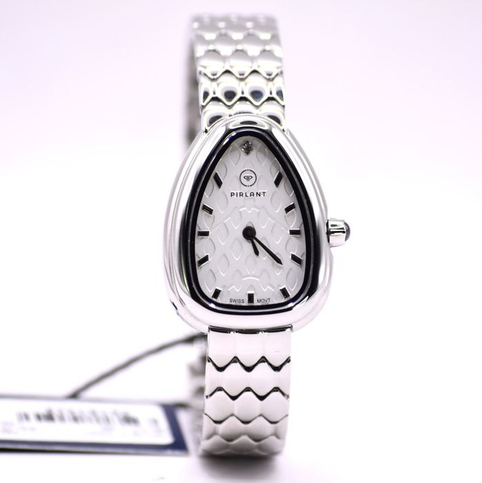 Луксозен дамски часовник модел Bvlgari Serpenti, SWISS Made.