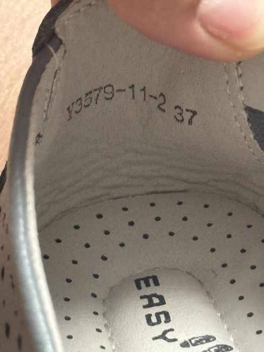 Продам кожаную летнюю обувь размер 37