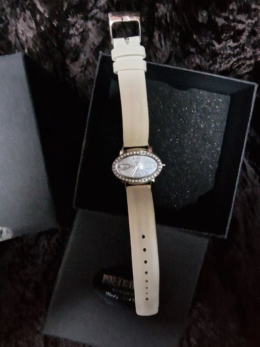 Ceas damă si Huawei watch 5 46 mm