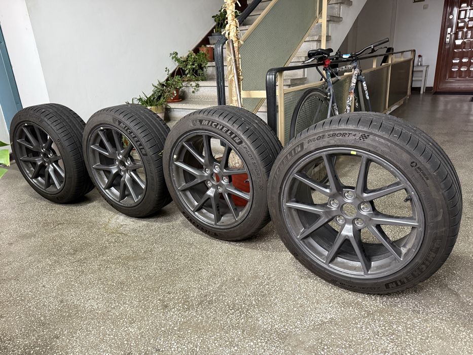Roti vara Tesla Model 3 Jante+cauciucuri 235 45 R18