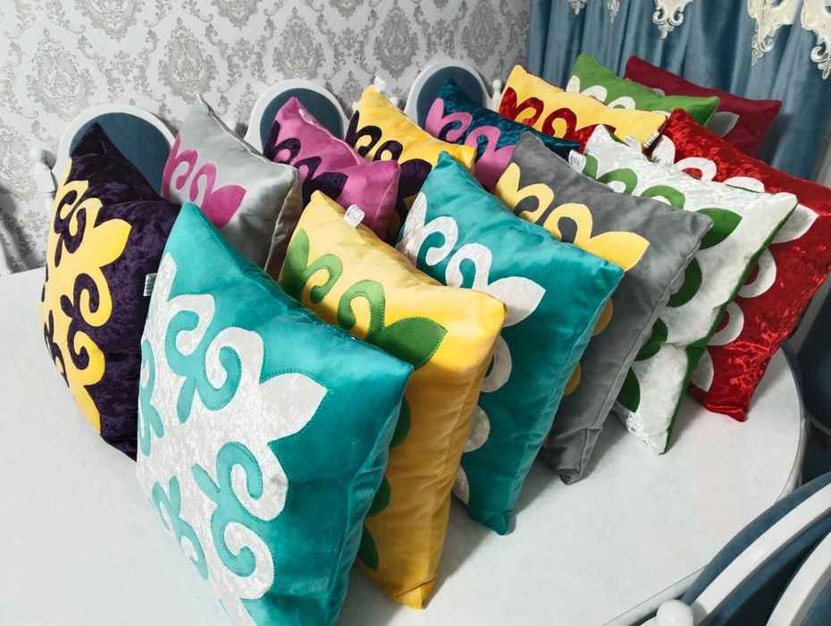 Подушки в подарки на мероприятия